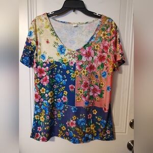 Colorful Floral V-Neck Short Sleeve Top